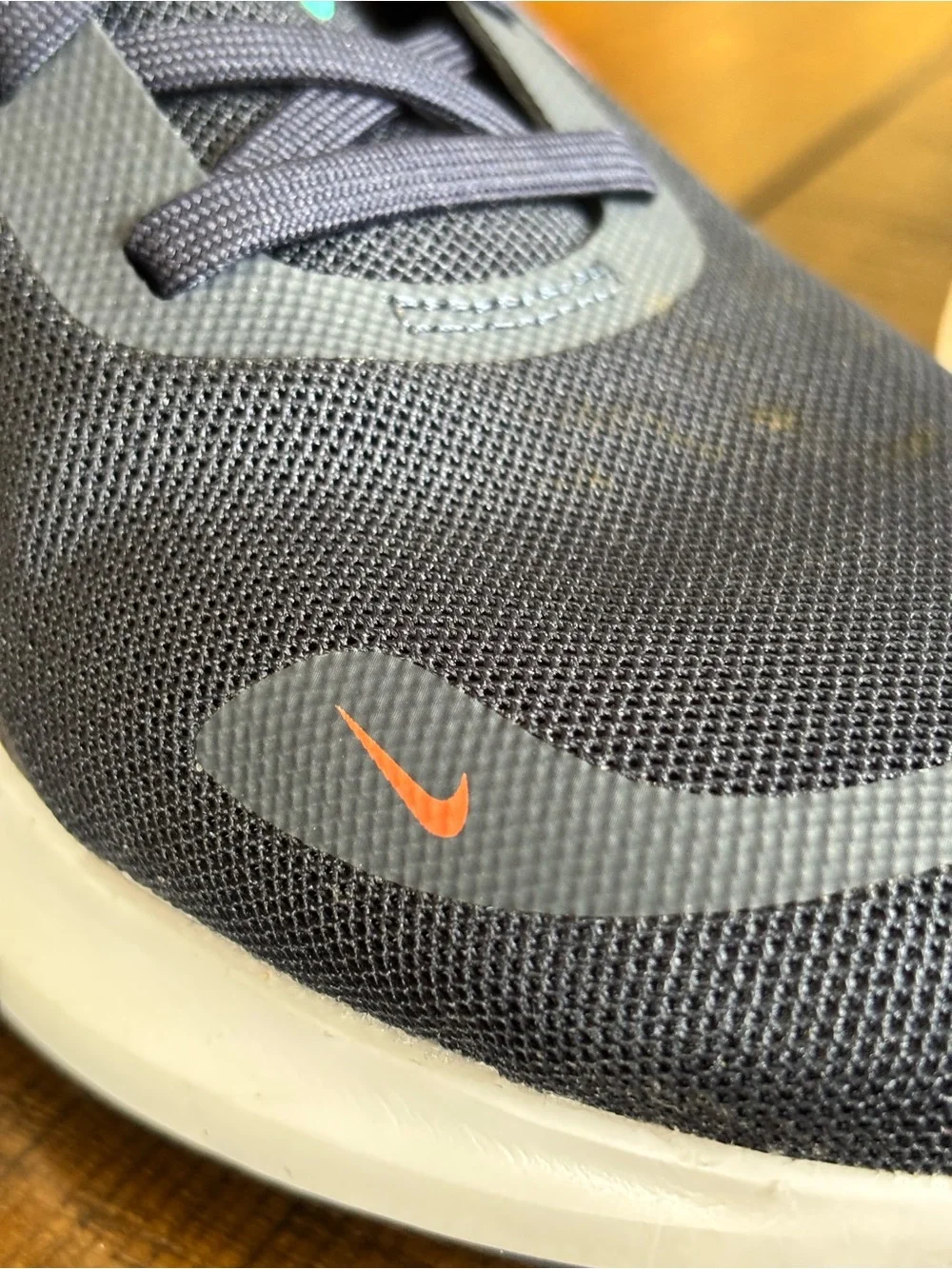 Size 9.5 Women Nike Quest 5 Sneakers  Obsidian/White/Jade DD9291-401 New